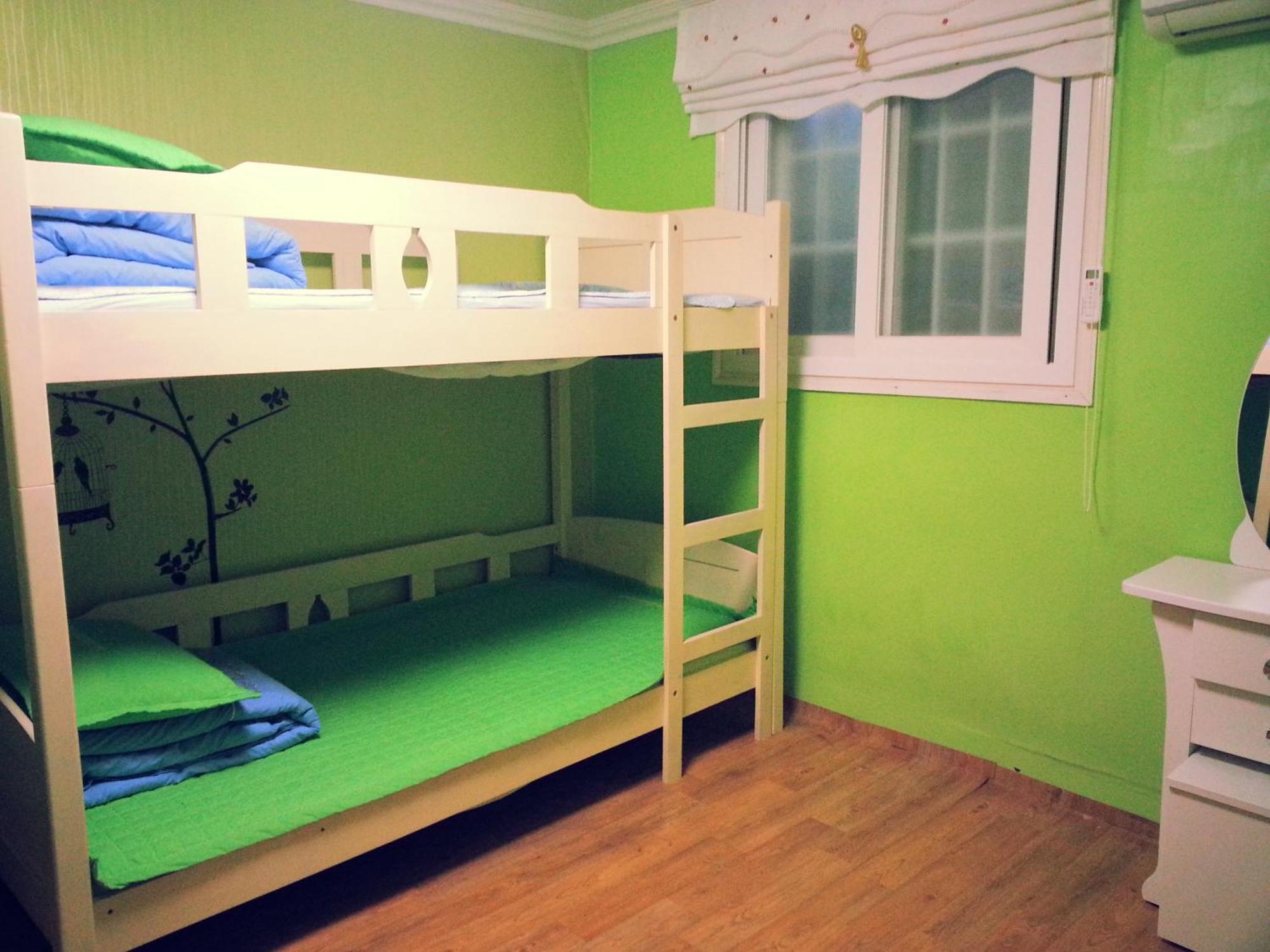 Blue Backpackers Hostel Busan Room photo