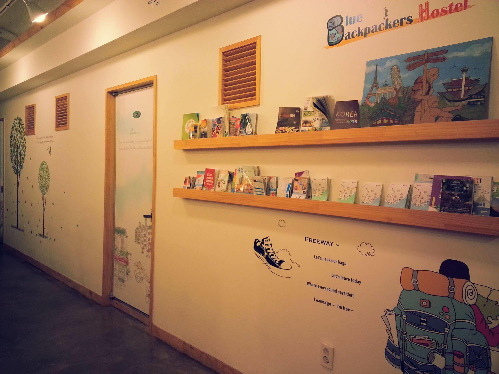 Blue Backpackers Hostel Busan Exterior photo